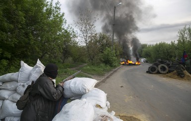 В Славянске и Краматорске с самого утра началась стрельба