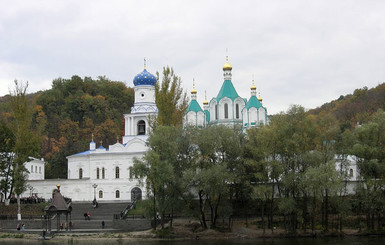 Святогорская Лавра готова принять беженцев из Донецка и Славянска