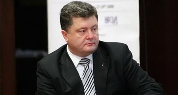 Порошенко обсудил следующие шаги мирного плана с премьером Италии