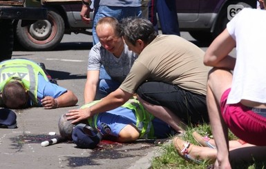 На посту у вокзала в Донецке расстреляли 4 гаишников