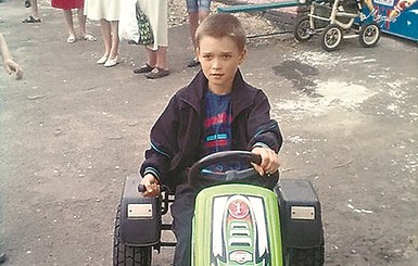 12-летний школьник утонул, спасая сводную сестру 