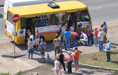 В одесской маршрутке мужчина умер от жары