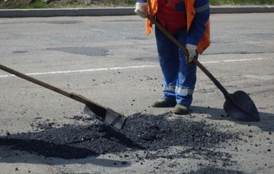 В центре Киева перекрыли две улицы