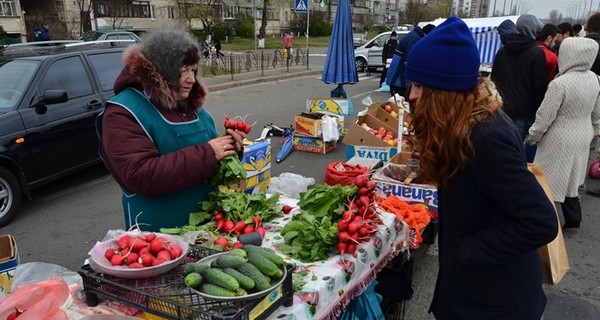 Экономист: За время работы правительства Яценюка мясо подорожало на треть