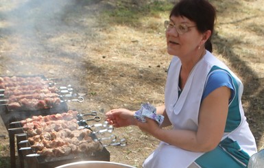 Днепропетровцам запретили охоту, шашлыки и прогулки по лесу