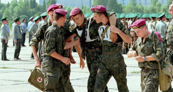 Пока Майдан в раздумьях, в Киеве началась репетиция военного парада