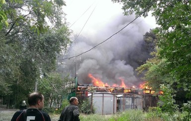 Под Донецком в зону обстрела попали цистерны с хлором