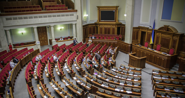 Рада в четверг соберется за закрытой дверью