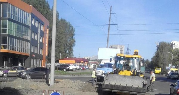 Во Львове на перекрестке Вашингтона - Зеленая обустроили транспортное кольцо