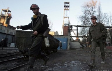 В Донецкой области две шахты находятся на линии огня