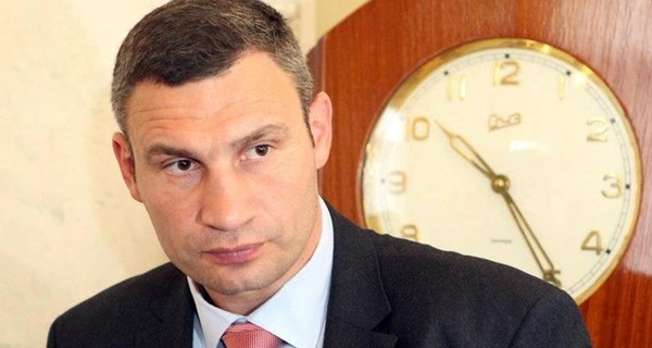 Кличко пообещал, что не оставит кресло мэра