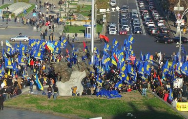 В парке Шевченко собрались милиционеры и доктора