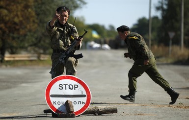 В зоне АТО артиллерия работает по украинским блокпостам