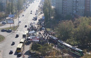 В Киеве стало больше автобусных остановок