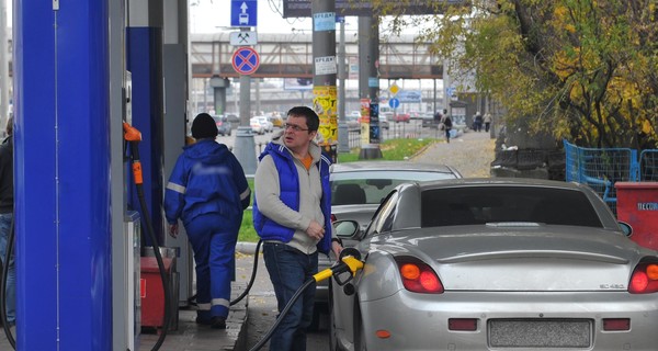 Прогноз цен на ноябрь: бензин подешевеет, еда подорожает