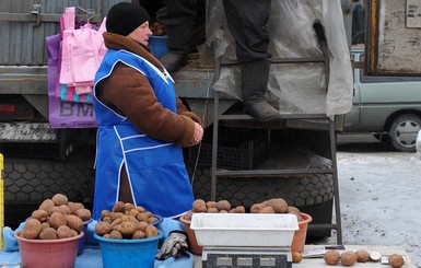 Прогноз цен на декабрь: продукты подорожают, бензин подешевеет