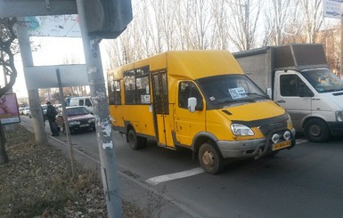 Маршрутчиков Донетчины накажут за включение гимна 