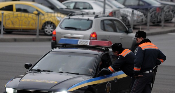 Спокойствие в городах будут охранять только гаишники