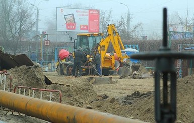 В КГГА рассказали, когда заменят старые трубы в столице