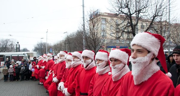 В Запорожье Святой Николай набирает помощников