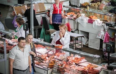 За год цены в мариупольских магазинах выросли вдвое