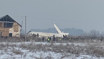 В Казахстане разбился пассажирский самолет