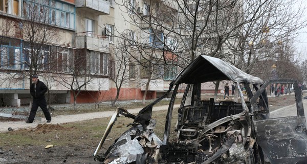 Мариупольцы призывают друг друга отключить домофоны и сбить замки с подвалов