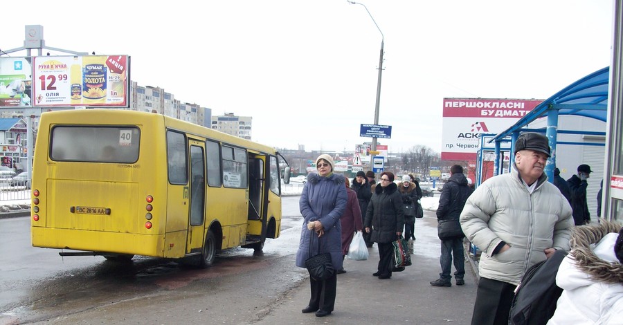 Во Львове проезд в маршрутках снова подорожает?