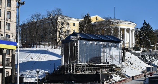 Как Майдан готовят к годовщине расстрела 