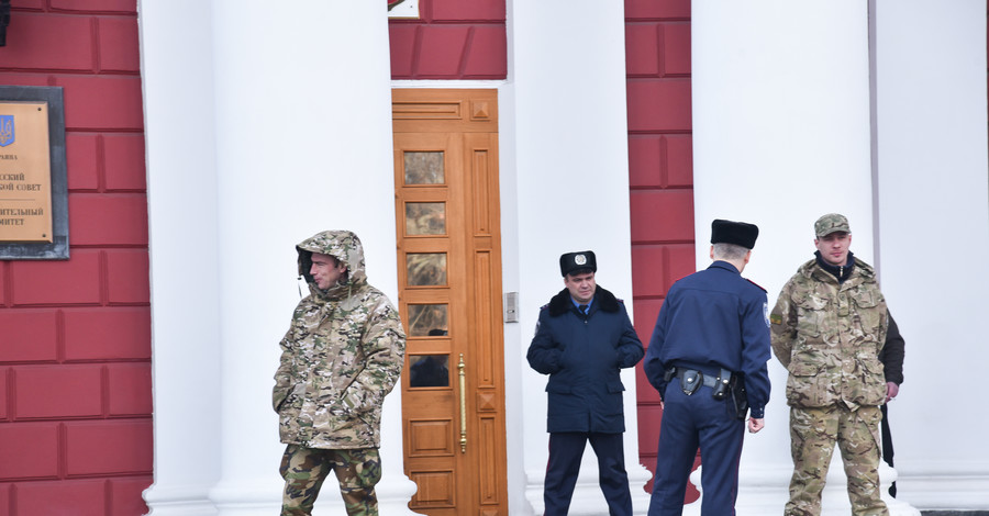 Заседание горсовета - обсуждали экологию, а узнали, кто, где отдыхает