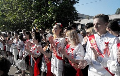 Выпускные в детсадах и школах Харькова отметят скромно