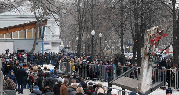 В Москве прошла панихида по Борису Немцову