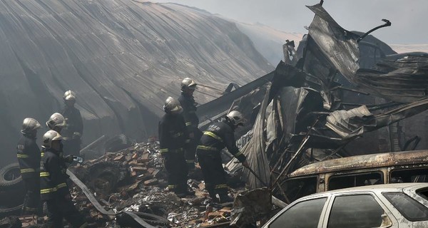 В китайском торговом центре сгорели 12 человек