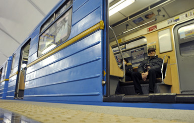 В Киеве на час закроют центральную станцию метро