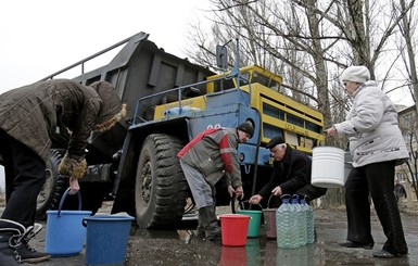 Оставшиеся в Широкино жители просят привезти им воду и хлеб