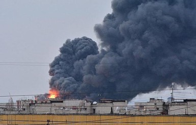 В Новомосковске сгорело почти 2 тысячи квадратных метров полимерного завода