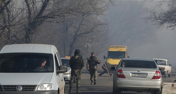 Выдавать пропуска в зону АТО больше не будут