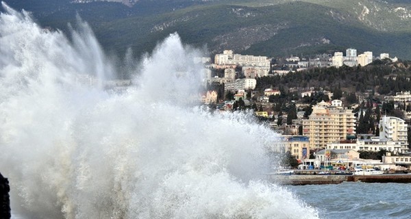 Во вторник, 26 мая, в Украине объявлено штормовое предупреждение