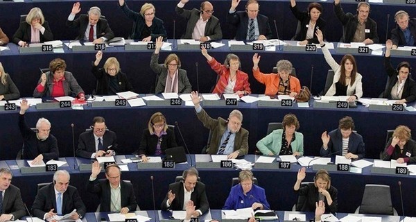 Европарламент принял резолюцию по России: 