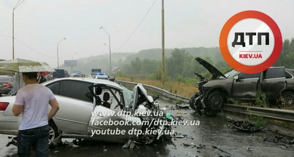 В аварии под Киевом погиб известный хирург 