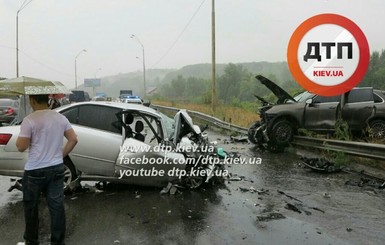 В аварии под Киевом погиб известный хирург 