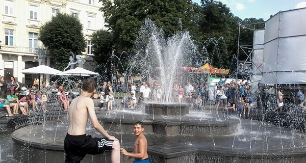 В воскресенье, 9 августа, местами жара достигнет 37 градусов