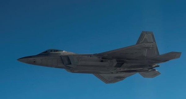 Американские истребители F-22 разместят в Европе