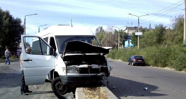 Запорожские маршрутчики продолжают нарушать правила, несмотря на проверки