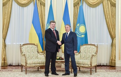 Порошенко и Назарбаев подписали план сотрудничества