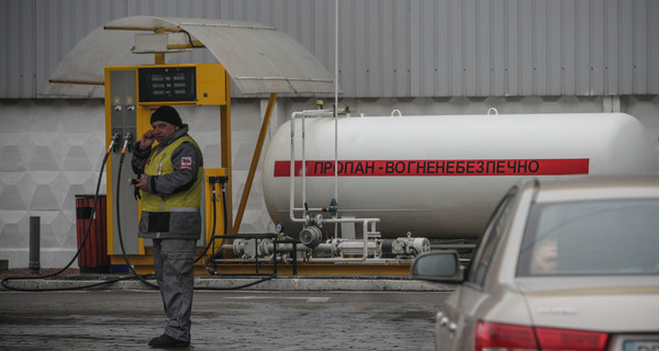 Цены на газовых заправках пойдут вниз через две недели