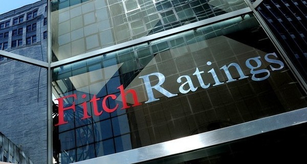 Fitch повысило рейтинги Украины в иностранной валюте