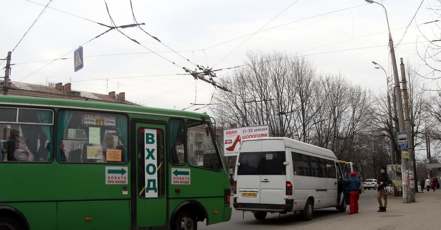 На дорогах Запорожья будет больше дешевых автобусов