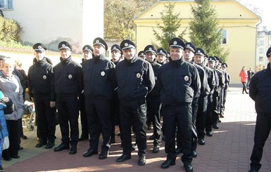 В Киеве и области объявили набор в 