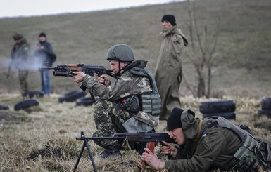 Противник сосредоточил огонь в районе Донецка